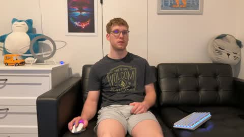 blueeyedtallguy online show from December 2024 01:57:02 AM