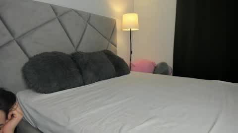 blueeyeslexxxy online show from April 2026 07:18:01 AM