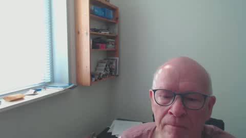 blueeyesn8 online show from March 2025 08:15:01 AM
