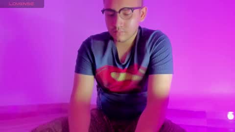 Snapshot of bluehsunny chatting on October 2025 02:22:02 AM alexander online show from October 2025 02:22:02 AM