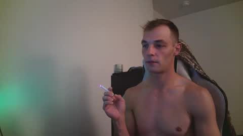 Snapshot of bluejay46807 chatting on September 2025 06:03:01 AM bluejay online show from September 2025 06:03:01 AM