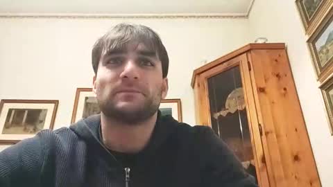 bluejoee online show from February 2026 06:22:01 AM