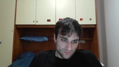 bluejoee online show from April 2026 04:01:01 PM