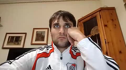 bluejoee online show from April 2026 09:52:02 AM