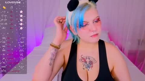 Hi my name is Lunaray online show from September 2025 11:37:01 AM