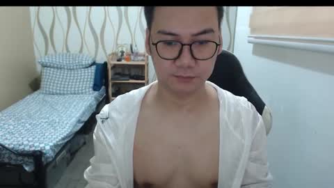 Andy Tan online show from March 2026 10:27:02 PM