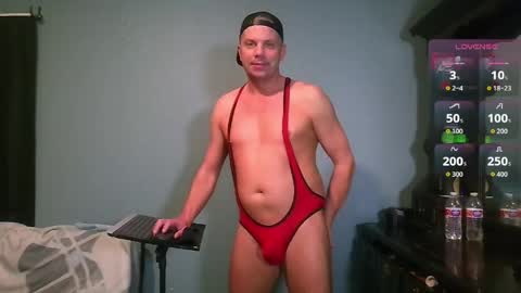 Snapshot of blueyes_hung1 chatting on May 2026 02:28:02 AM Fun Boi online show from May 2026 02:28:02 AM