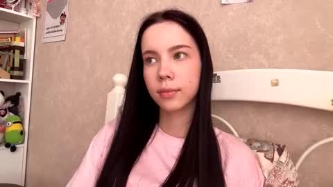 Snapshot of blush_fairy chatting on September 2025 12:27:02 PM Milou online show from September 2025 12:27:02 PM