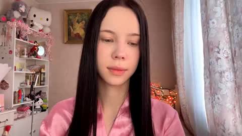 Snapshot of blush_fairy chatting on September 2025 10:39:02 AM Milou online show from September 2025 10:39:02 AM