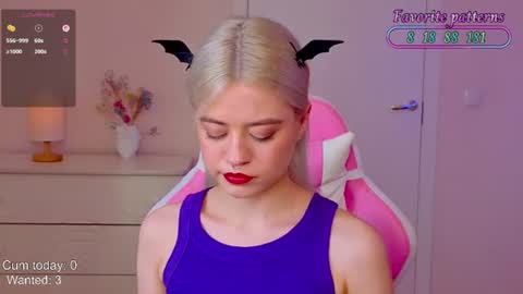 Snapshot of blush_im_crush chatting on July 2026 03:18:01 PM Wendy online show from July 2026 03:18:01 PM