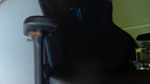 blzd5 online show from December 2025 03:36:02 AM