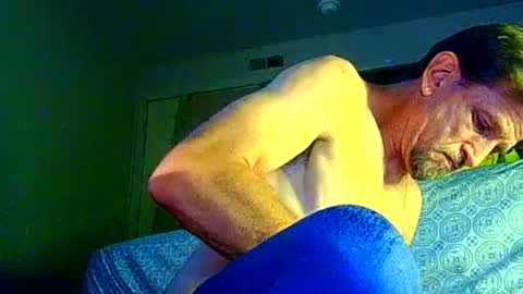 Snapshot of bmurray13kc2 chatting on October 2025 06:11:01 AM bmurray13kc2 online show from October 2025 06:11:01 AM