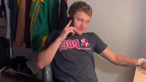bob_bucks online show from August 2026 09:28:01 PM