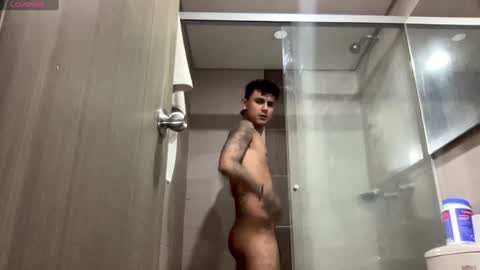 Snapshot of bob_pettersonn chatting on December 2024 10:04:02 PM Bob INDEPENDENT MODEL online show from December 2024 10:04:02 PM