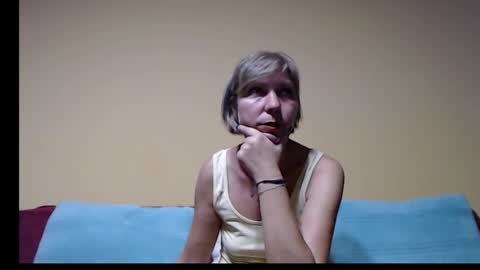 SlutWife online show from September 2025 04:23:02 PM