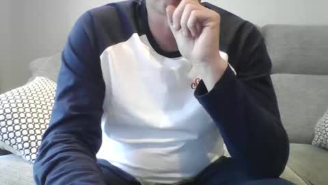 bobby_113 online show from March 2026 12:53:02 PM