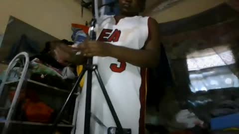 Snapshot of bobby_hottie chatting on July 2026 04:42:01 AM bobby_hottie online show from July 2026 04:42:01 AM