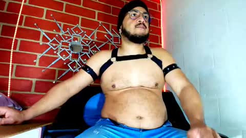 Snapshot of bobby_kbrera chatting on October 2025 09:25:01 PM bobby_kbrera online show from October 2025 09:25:01 PM
