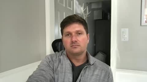 bobbylightfoot3 online show from February 2025 10:32:01 PM