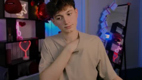 bodi_jon online show from February 2026 06:45:02 AM