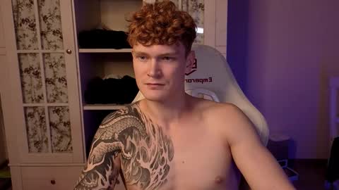 ALEXPVT IS OPEN online show from October 2025 04:06:02 PM