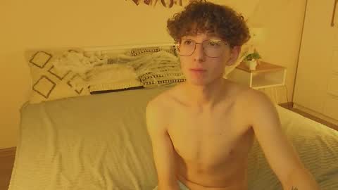 Snapshot of boicute chatting on November 2025 10:53:02 PM ALEXPVT IS OPEN online show from November 2025 10:53:02 PM