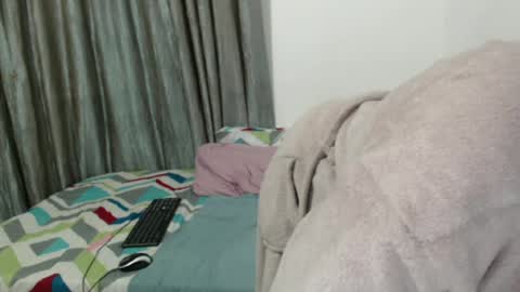 boitylips online show from June 2026 10:00:02 PM