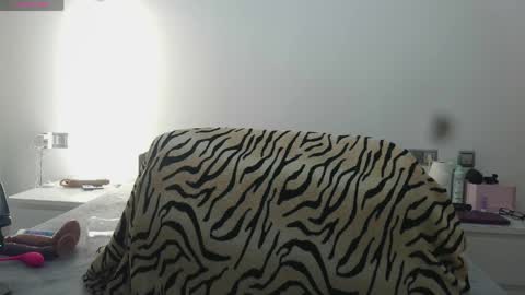 Lucy online show from April 2026 10:48:01 AM