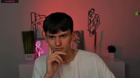 bondi_vv online show from October 2025 08:04:02 PM