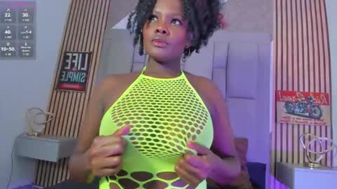 Snapshot of bonimiley chatting on February 2026 07:10:01 PM bony online show from February 2026 07:10:01 PM