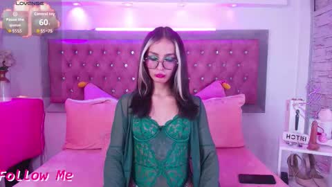 i AM Bonnie  online show from December 2025 04:45:02 PM