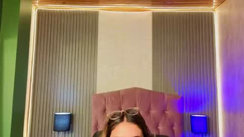 Snapshot of bonnali_lune chatting on June 2026 04:36:02 AM bonnali_lune online show from June 2026 04:36:02 AM