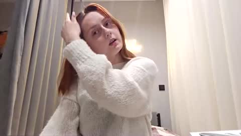 bonne_chance online show from February 2025 04:00:02 PM