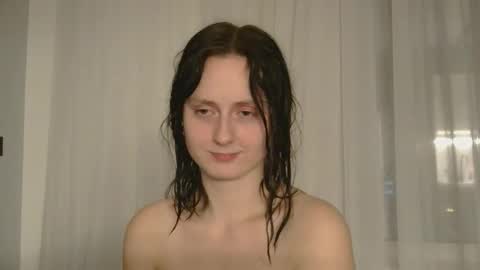 bonne_chance online show from November 2025 05:12:02 PM