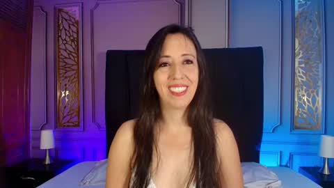 bonnie online show from September 2025 12:05:02 PM