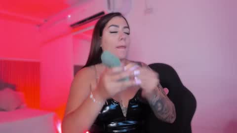 Bonnie  online show from February 2026 11:30:02 AM