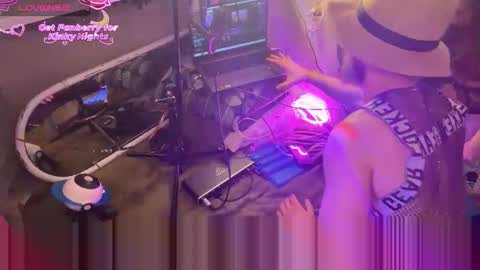 Bonnie and Clyde online show from February 2026 02:24:01 PM