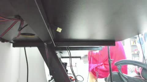 Snapshot of bonnie_bu chatting on November 2025 06:51:02 PM becky online show from November 2025 06:51:02 PM