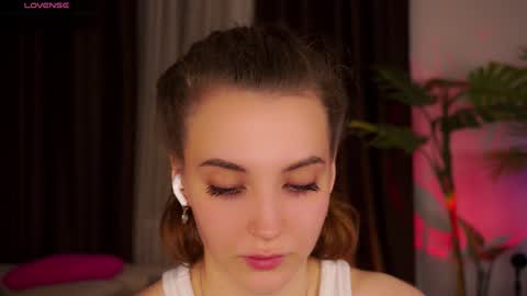 Snapshot of bonniecannon chatting on December 2024 04:18:01 AM Grace online show from December 2024 04:18:01 AM