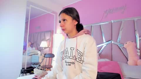 Bonnie  online show from January 2025 12:26:01 PM