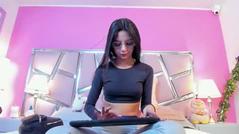 Bonnie  online show from March 2025 12:26:02 PM