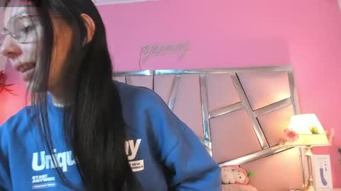 Snapshot of bonniepark_ chatting on May 2026 04:25:02 PM Bonnie online show from May 2026 04:25:02 PM