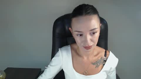 Bonnie online show from September 2025 06:26:01 AM