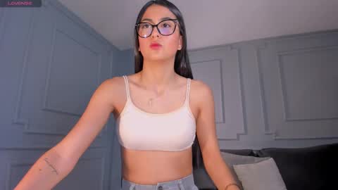 Bonny online show from December 2025 05:53:01 PM