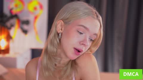 Alina online show from October 2025 08:48:01 AM