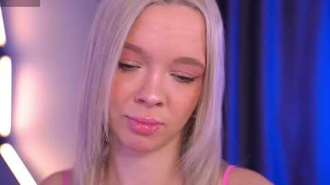 Alina online show from April 2026 08:09:02 AM