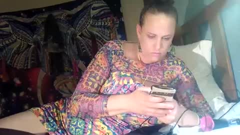 Snapshot of boomerxparadise chatting on October 2025 03:18:01 AM boomerxparadise online show from October 2025 03:18:01 AM