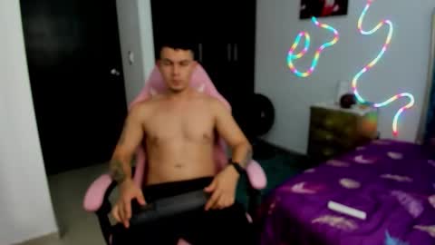 booyhott_ online show from October 2025 07:25:02 PM