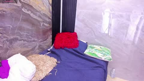   online show from September 2025 07:08:01 AM