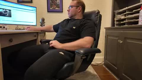 Boredhorndog online show from December 2025 03:45:02 AM